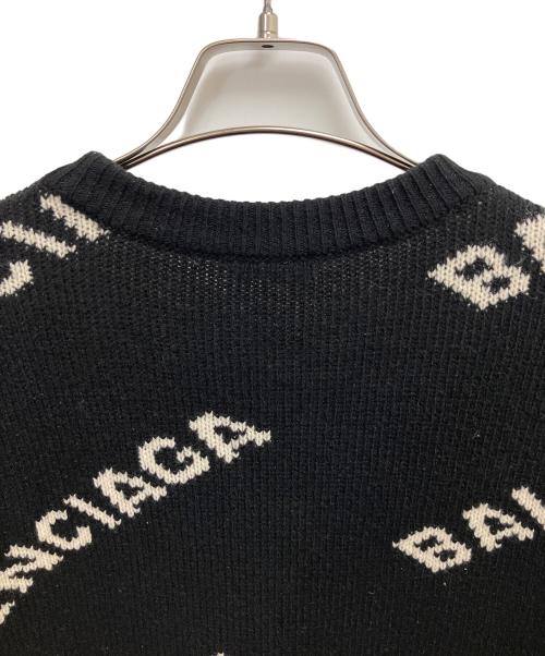 BALENCIAGA（バレンシアガ）BALENCIAGA (バレンシアガ) Allover Logo Crewneck Knit ブラック サイズ:SIZE　Lの古着・服飾アイテム