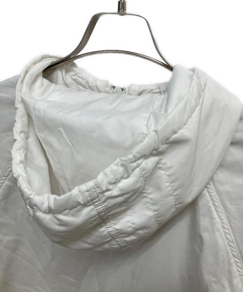 adidas（アディダス）adidas (アディダス) アノラックパーカー ホワイト×レッド サイズ:SIZE Mの古着・服飾アイテム