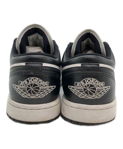 NIKE（ナイキ）NIKE (ナイキ) WMNS AIR JORDAN 1 LOW ブラック×ホワイト サイズ:SIZE 27cmの古着・服飾アイテム