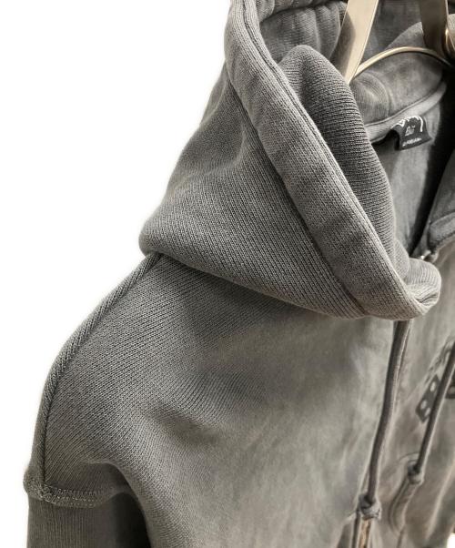 stussy（ステューシー）stussy (ステューシー) DICE ZIP HOODIE PIGMENT DYED グレー サイズ:SIZE Mの古着・服飾アイテム