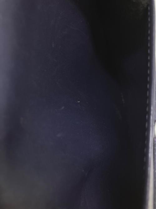 LOUIS VUITTON（ルイ ヴィトン）LOUIS VUITTON (ルイ ヴィトン) ヴェルニ　ポルトトレゾール インターナショナル 長財布 パープルの古着・服飾アイテム