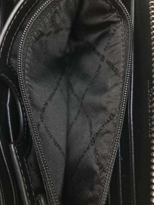 MICHAEL KORS（マイケル・コース）MICHAEL KORS (マイケル・コース) COOPER サフィアーノ レザー ジップアラウンド ウォレット 長財布 ブラックの古着・服飾アイテム