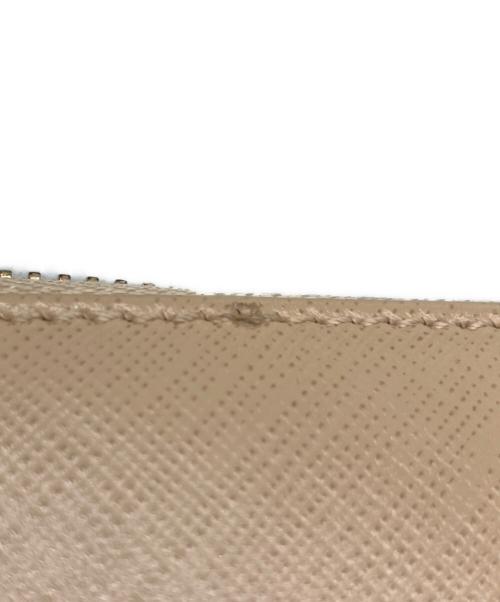 Salvatore Ferragamo（サルヴァトーレ フェラガモ）Salvatore Ferragamo (サルヴァトーレ フェラガモ) ヴァラリボン 長財布 アイボリーの古着・服飾アイテム