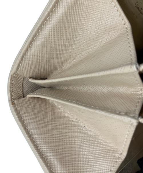 Salvatore Ferragamo（サルヴァトーレ フェラガモ）Salvatore Ferragamo (サルヴァトーレ フェラガモ) ヴァラリボン 長財布 アイボリーの古着・服飾アイテム