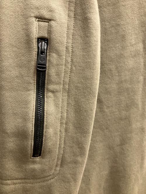FRED PERRY（フレッドペリー）FRED PERRY (フレッドペリー) ポケットスウェット ベージュ サイズ:SIZE 36の古着・服飾アイテム