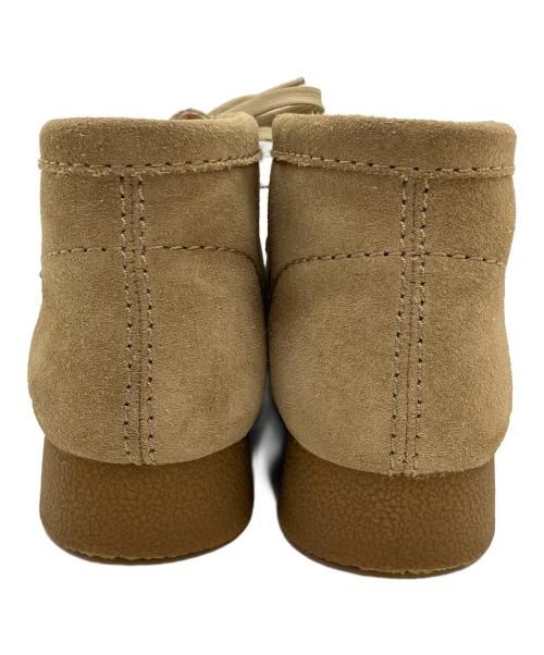 CLARKS（クラークス）CLARKS (クラークス) ワラビー ブーツ ベージュ サイズ:SIZE 24.5cmの古着・服飾アイテム