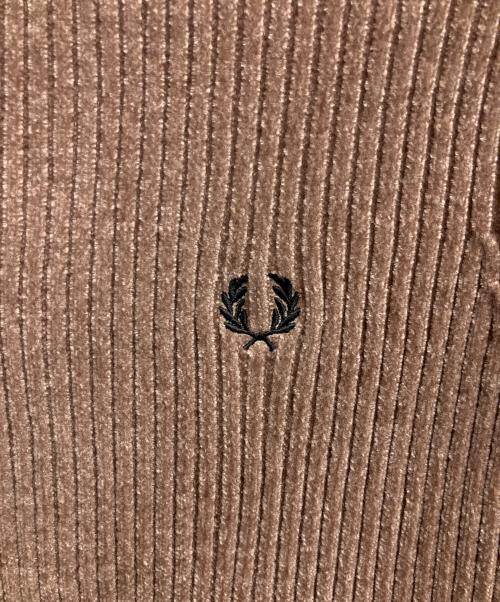 FRED PERRY（フレッドペリー）FRED PERRY (フレッドペリー) 厚手ニット ブラウン サイズ:SIZE Mの古着・服飾アイテム