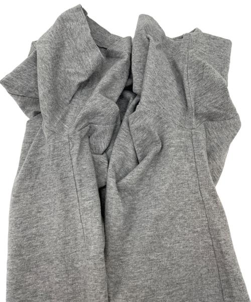 PLAY COMME des GARCONS（プレイコムデギャルソン）PLAY COMME des GARCONS (プレイコムデギャルソン) 半袖カットソー グレー サイズ:SIZE Mの古着・服飾アイテム