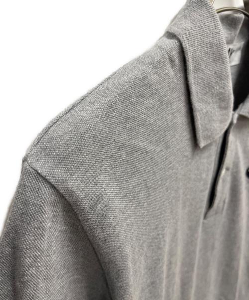 PLAY COMME des GARCONS（プレイコムデギャルソン）PLAY COMME des GARCONS (プレイコムデギャルソン) 半袖ポロシャツ グレー サイズ:SIZE Mの古着・服飾アイテム