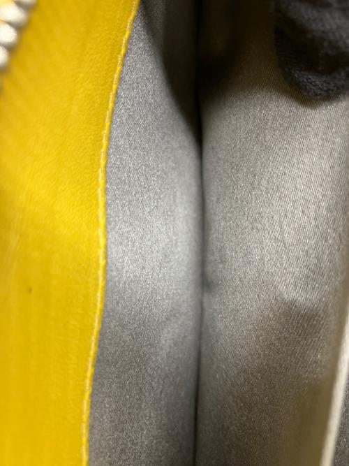 CHANEL（シャネル）CHANEL (シャネル) ラウンドファスナー長財布 イエローの古着・服飾アイテム