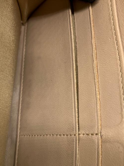 CHANEL（シャネル）CHANEL (シャネル) ワイルドステッチ 長財布 ベージュの古着・服飾アイテム