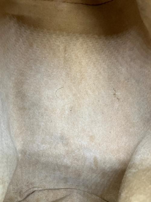 MCM（エムシーエム）MCM (エムシーエム) ロゴグラム ヴィセトス ラウンドショルダーバッグ ブラウンの古着・服飾アイテム