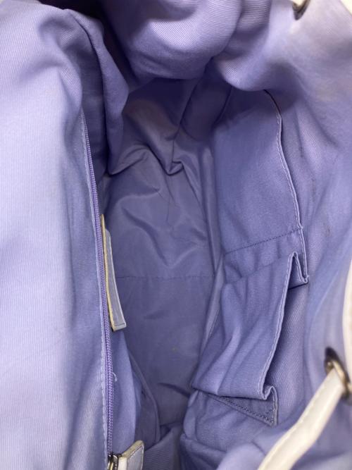 COACH（コーチ）COACH (コーチ) コーチ シグネチャー デイジー リュック ベージュの古着・服飾アイテム