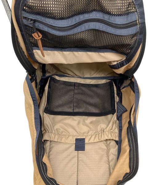 GREGORY（グレゴリー）GREGORY (グレゴリー) クラシック　デイパック ブラック×ベージュの古着・服飾アイテム