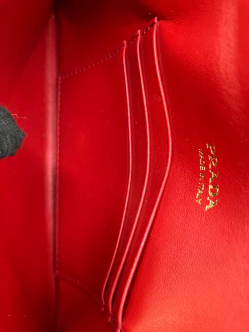 PRADA（プラダ）PRADA (プラダ) VITELLO MOVE LOVE エンベロープ 長財布 ブラックの古着・服飾アイテム
