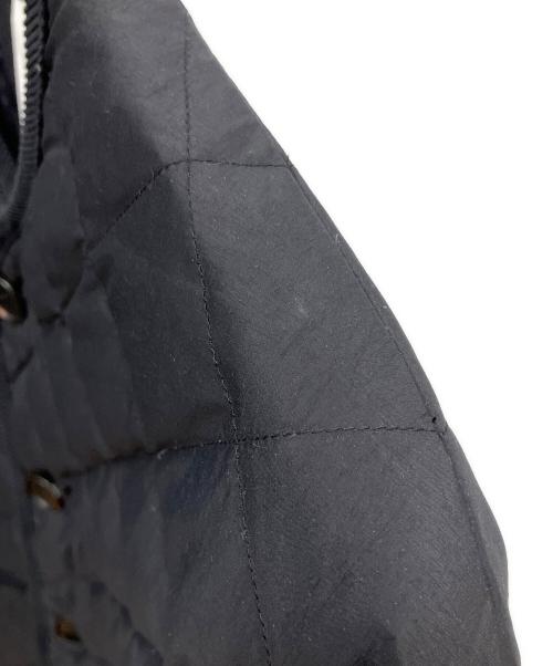 Gymphlex（ジムフレックス）Gymphlex (ジムフレックス) キルトダウンカラーレスコート ブラック サイズ:SIZE 14号の古着・服飾アイテム