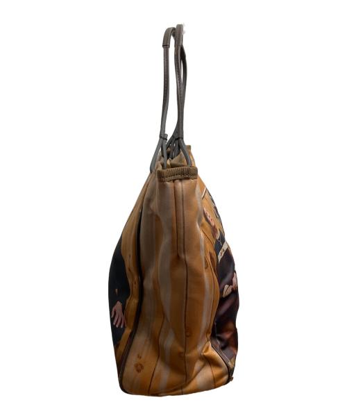 ANYA HINDMARCH（アニヤ・ハインドマーチ）ANYA HINDMARCH (アニヤ・ハインドマーチ) プリントトートバッグ ブラウンの古着・服飾アイテム