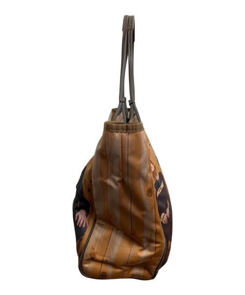 ANYA HINDMARCH（アニヤ・ハインドマーチ）ANYA HINDMARCH (アニヤ・ハインドマーチ) プリントトートバッグ ブラウンの古着・服飾アイテム