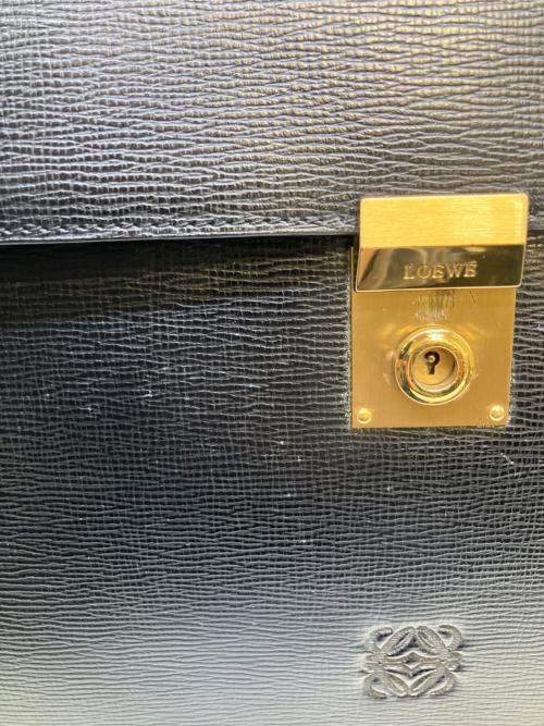 LOEWE（ロエベ）LOEWE (ロエベ) アナグラム ブリーフケース ブラックの古着・服飾アイテム