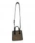 GUESS (ゲス) (W)SILVANA 2 Mini Tote ブラック×ベージュ：6000円