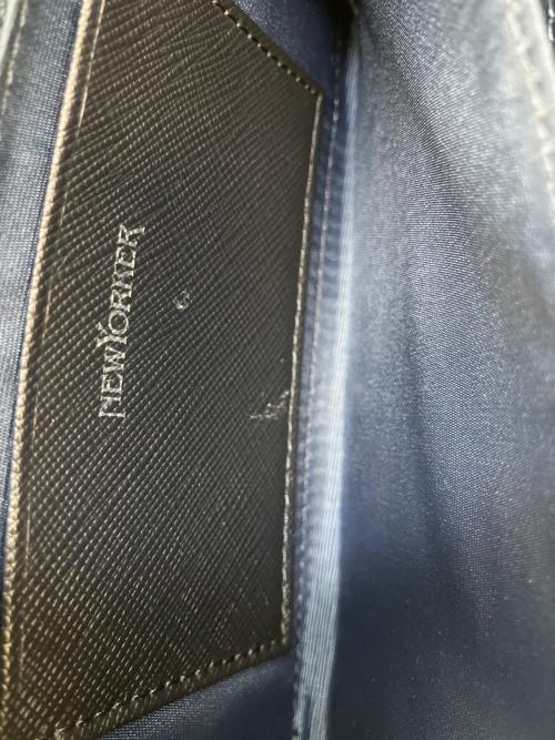 NEWYORKER（ニューヨーカー）NEWYORKER (ニューヨーカー) 長財布 ネイビーの古着・服飾アイテム
