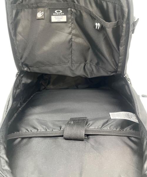 OAKLEY（オークリー）OAKLEY (オークリー) ESSENTIAL BACK PACK L6.0 ブラックの古着・服飾アイテム