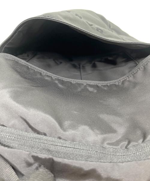 OAKLEY（オークリー）OAKLEY (オークリー) ESSENTIAL BACK PACK L6.0 ブラックの古着・服飾アイテム