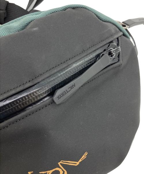 ARC'TERYX（アークテリクス）ARC'TERYX (アークテリクス) ARRO WAIST PACK ブラック×グリーンの古着・服飾アイテム