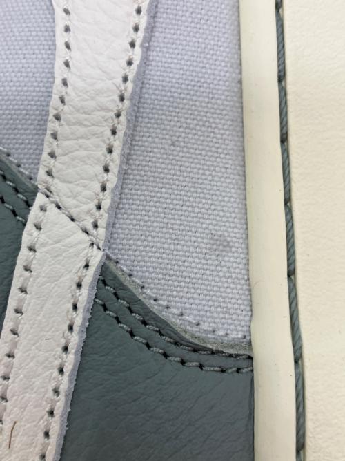 NIKE（ナイキ）NIKE (ナイキ) DUNK LOW RETRO PRM ローカットスニーカー ホワイト×グレー サイズ:SIZE 28cm 未使用品の古着・服飾アイテム