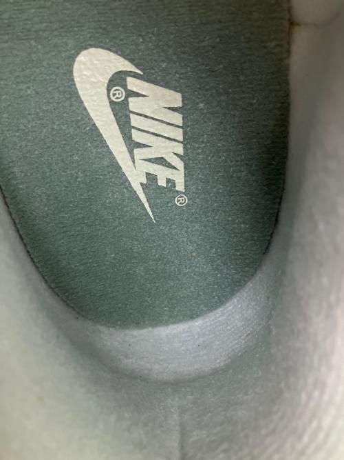 NIKE（ナイキ）NIKE (ナイキ) DUNK LOW RETRO PRM ローカットスニーカー ホワイト×グレー サイズ:SIZE 28cm 未使用品の古着・服飾アイテム