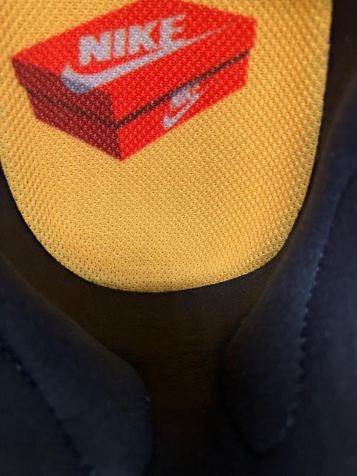 NIKE（ナイキ）NIKE (ナイキ) AIR MAX 270 REACT ローカットスニーカー グリーン サイズ:SIZE 28cm 未使用品の古着・服飾アイテム