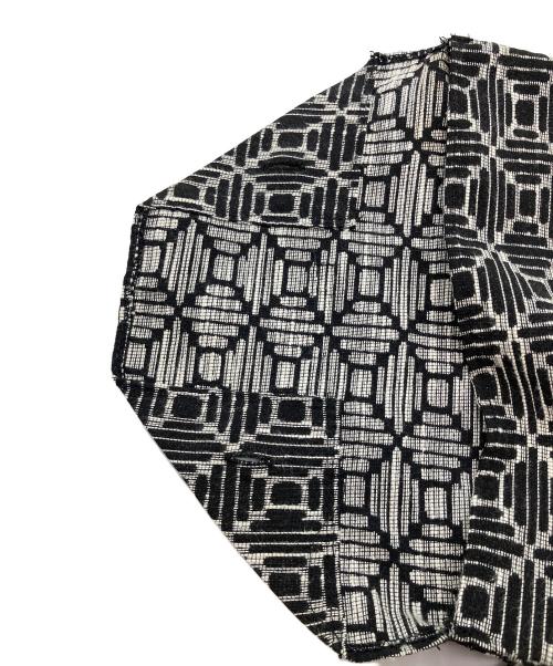 Engineered Garments（エンジニアド ガーメンツ）Engineered Garments (エンジニアド ガーメンツ) ショルダーバッグ ホワイト×ブラックの古着・服飾アイテム