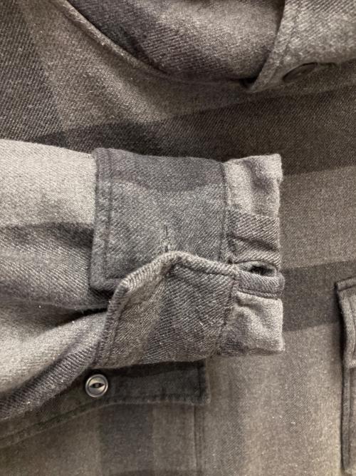 Engineered Garments（エンジニアド ガーメンツ）Engineered Garments (エンジニアド ガーメンツ) 長袖シャツ グレー サイズ:SIZE XSの古着・服飾アイテム