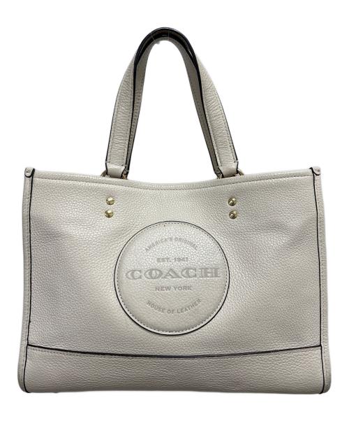 COACH（コーチ）COACH (コーチ) デンプシー キャリーオール ウィズ パッチ ホワイトの古着・服飾アイテム