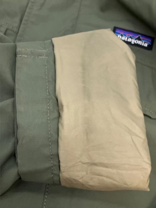 Patagonia（パタゴニア）Patagonia (パタゴニア) Isthmus Parka 中綿ナイロンジャケット グリーン サイズ:SIZE Mの古着・服飾アイテム