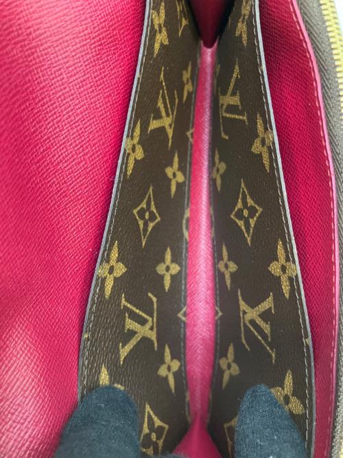 LOUIS VUITTON（ルイ ヴィトン）LOUIS VUITTON (ルイ ヴィトン) モノグラム ポルトフォイユ・エミリー 長財布 ブラウンの古着・服飾アイテム