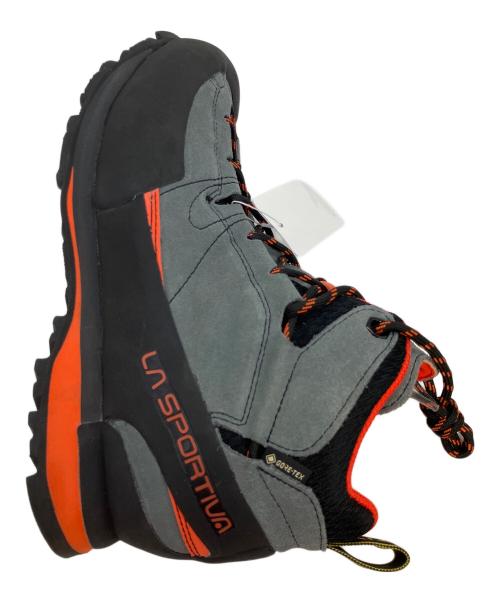 LA SPORTIVA（スポルティバ）LA SPORTIVA (スポルティバ) Boulder X Mid GTX トレッキングブーツ グレー サイズ:SIZE 25.5cm / US 7.5 / EU40 未使用品の古着・服飾アイテム