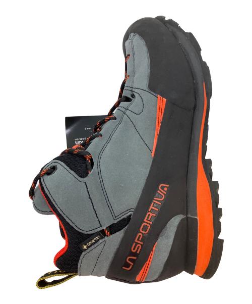 LA SPORTIVA（スポルティバ）LA SPORTIVA (スポルティバ) Boulder X Mid GTX トレッキングブーツ グレー サイズ:SIZE 25.5cm / US 7.5 / EU40 未使用品の古着・服飾アイテム