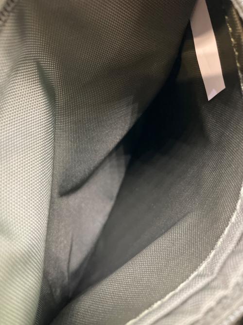 HUNTING WORLD（ハンティングワールド）HUNTING WORLD (ハンティングワールド) ボルネオチャリティ リバーシブルショルダーバッグ カーキの古着・服飾アイテム