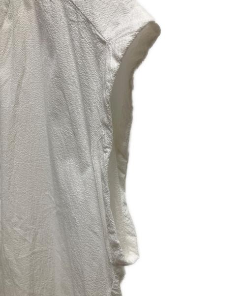 Adam et Rope（アダム エ ロペ）Adam et Rope (アダム エ ロペ) バックツイストノースリーブシャツ ホワイト サイズ:SIZE Fの古着・服飾アイテム