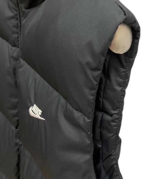 NIKE（ナイキ）NIKE (ナイキ) CLUB PUFFER VEST 中綿ベスト ブラック サイズ:SIZE Mの古着・服飾アイテム