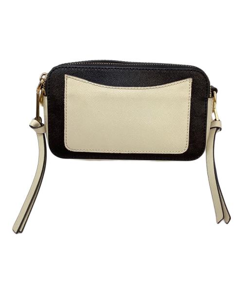 MARC JACOBS（マークジェイコブス）MARC JACOBS (マークジェイコブス) ザ スナップショット ショルダーバッグ ベージュ×ブラックの古着・服飾アイテム