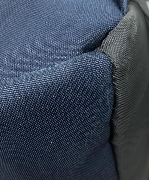 CarHartt（カーハート）CarHartt (カーハート) リュック ネイビーの古着・服飾アイテム