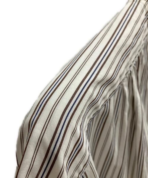 MACPHEE（マカフィー）MACPHEE (マカフィー) 半袖ワンピース ホワイト×ブラウン サイズ:SIZE 36の古着・服飾アイテム