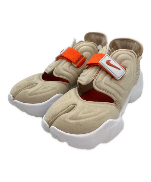 NIKE（ナイキ）NIKE (ナイキ) Women's AIR AQUA RIFT ベージュ サイズ:SIZE 27cmの古着・服飾アイテム