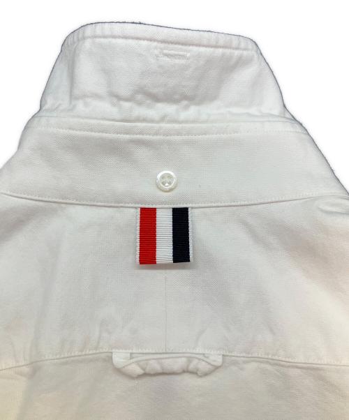 Thom Browne（トムブラウン）Thom Browne (トムブラウン) グロスグレインフラケットクラシックオックスフォードシャツ 長袖シャツ ホワイト サイズ:SIZE 1の古着・服飾アイテム