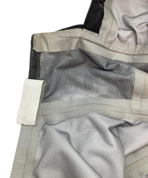 H BEAUTY&YOUTH UNITED ARROWS（エイチ ビューティアンドユース ユナイテッドアローズ）H BEAUTY&YOUTH UNITED ARROWS (エイチ ビューティアンドユース ユナイテッドアローズ) ナイロンジャケット ブラック サイズ:SIZE Mの古着・服飾アイテム