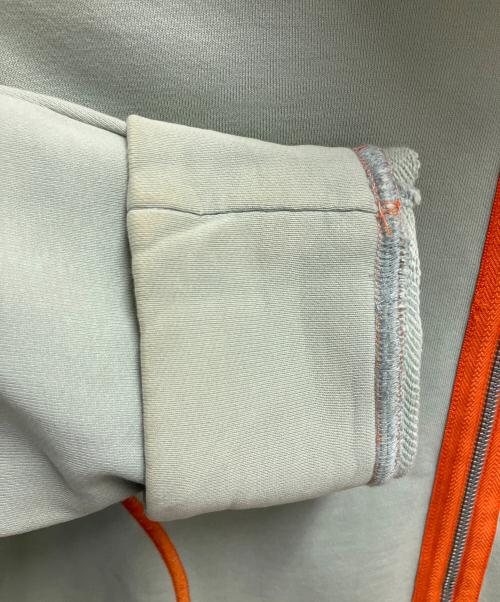 HUGO BOSS（ヒューゴ ボス）HUGO BOSS (ヒューゴ ボス) ジップブルゾン グレー×オレンジ サイズ:SIZE Freeの古着・服飾アイテム