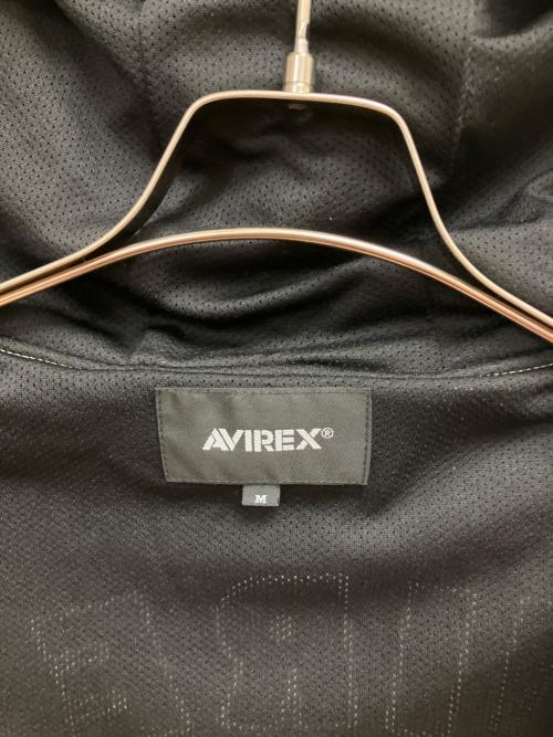 AVIREX（アヴィレックス）AVIREX (アヴィレックス) ヴァーシティー ロゴ フリース ジップパーカー フリースジャケット オリーブ サイズ:SIZE Mの古着・服飾アイテム
