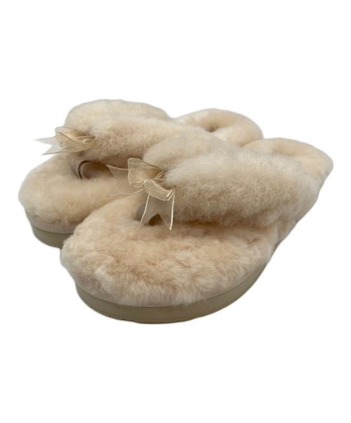 UGG（アグ）UGG (アグ) Fluff Flip Flop III ベージュ サイズ:SIZE 22cm 未使用品の古着・服飾アイテム